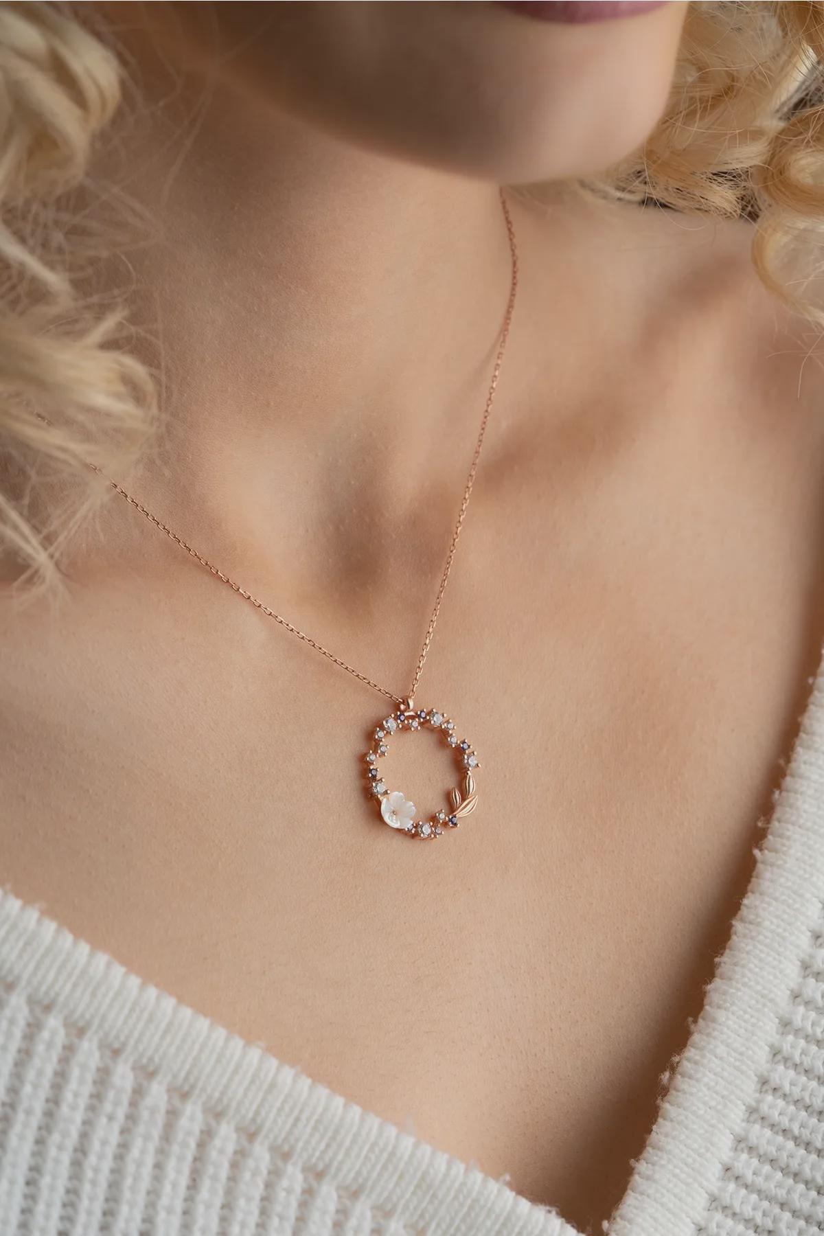 Dainty Necklace