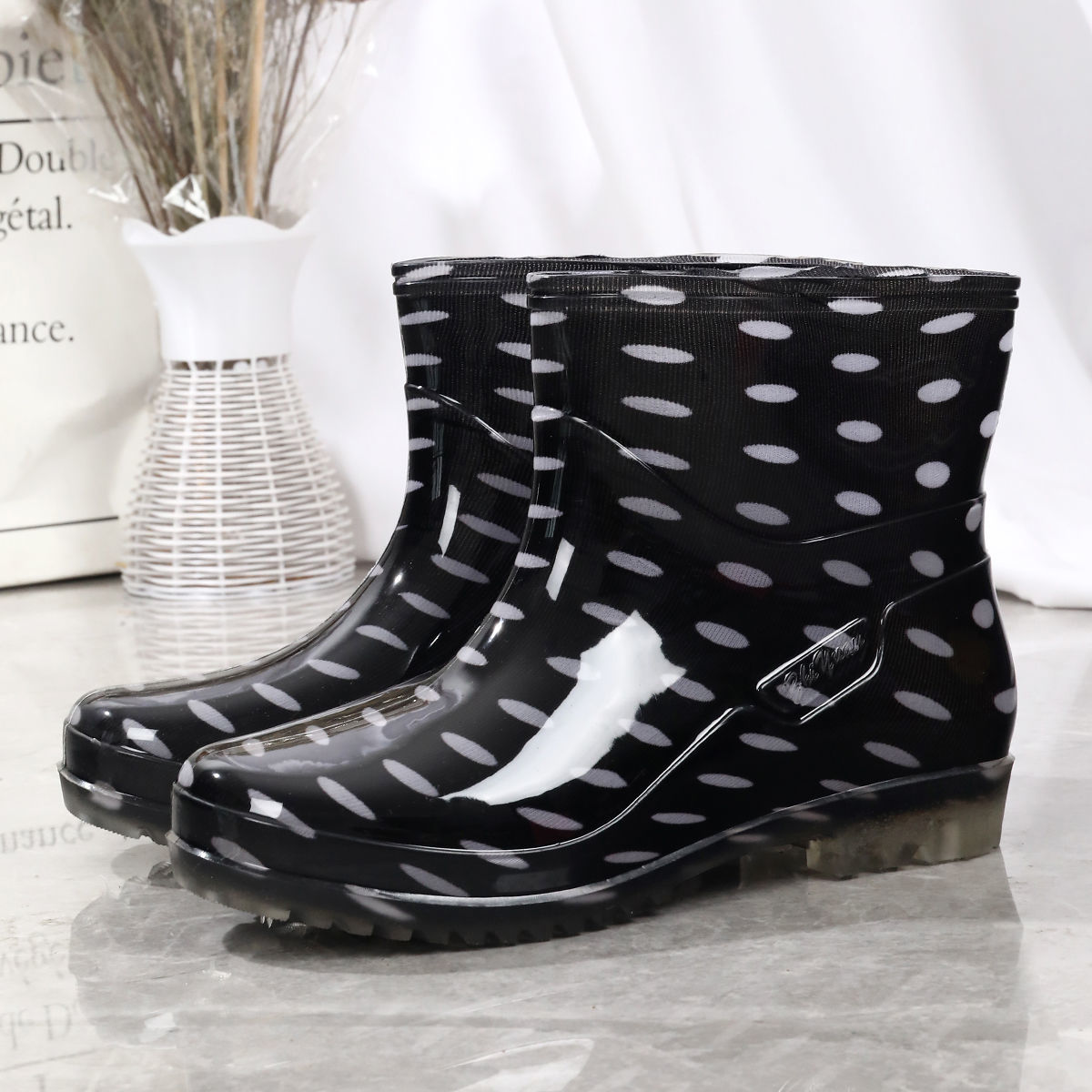 Four Seasons Rain Boots