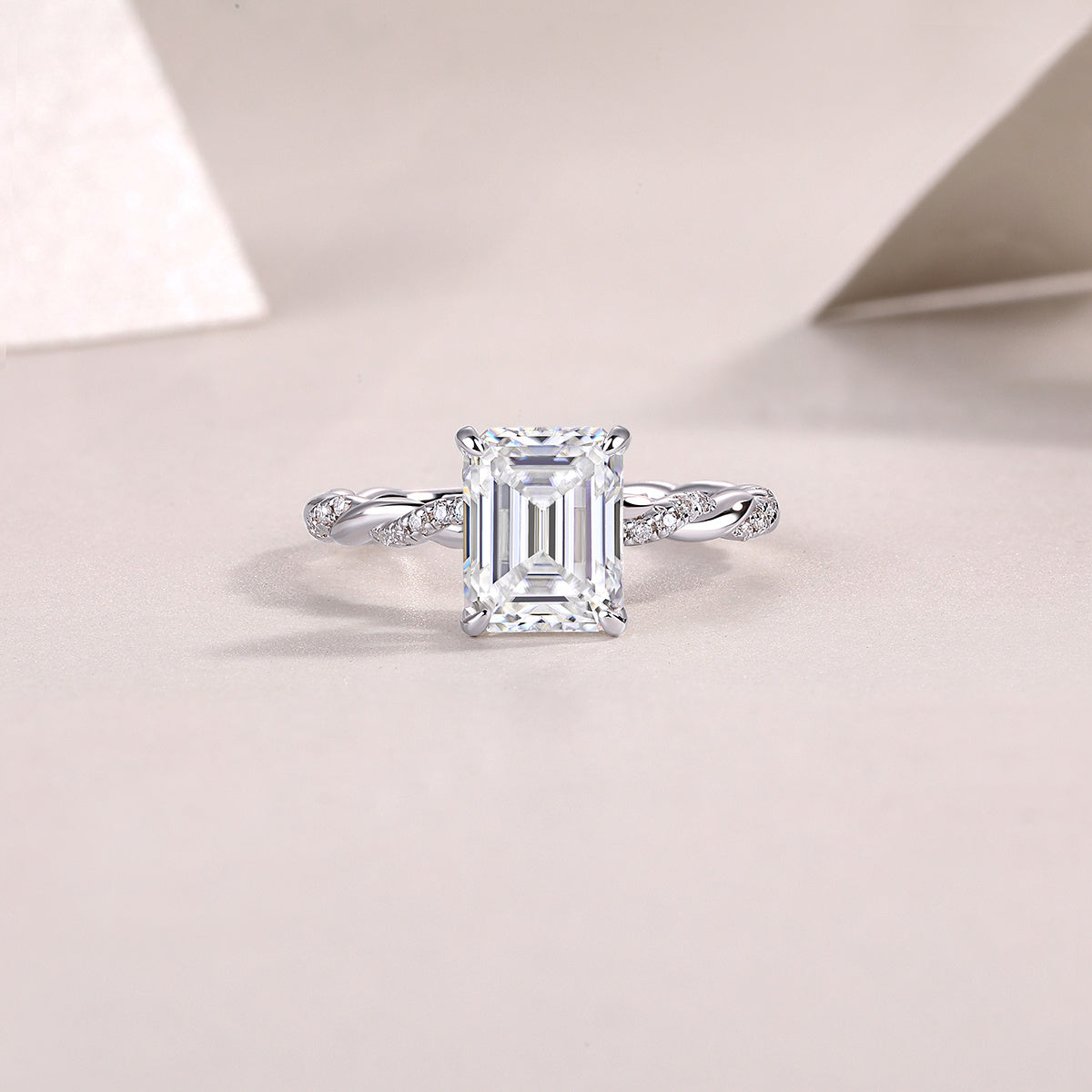 Chasing Light - A Fashionable Diamond Jewelry Piece Set With Moissanite S925 Sterling Silver And Platinum-Plated Diamond Ring